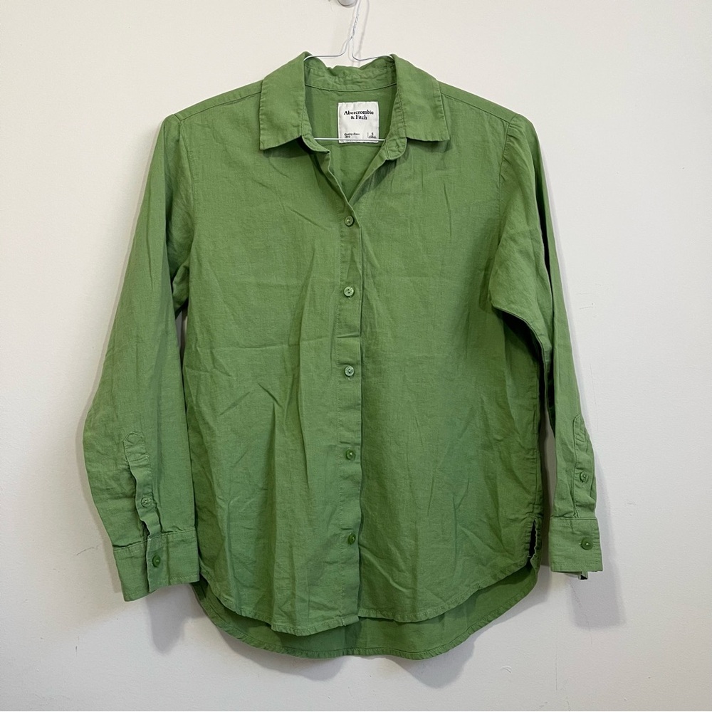 Abercrombie & Fitch Green Button-Down Shirt